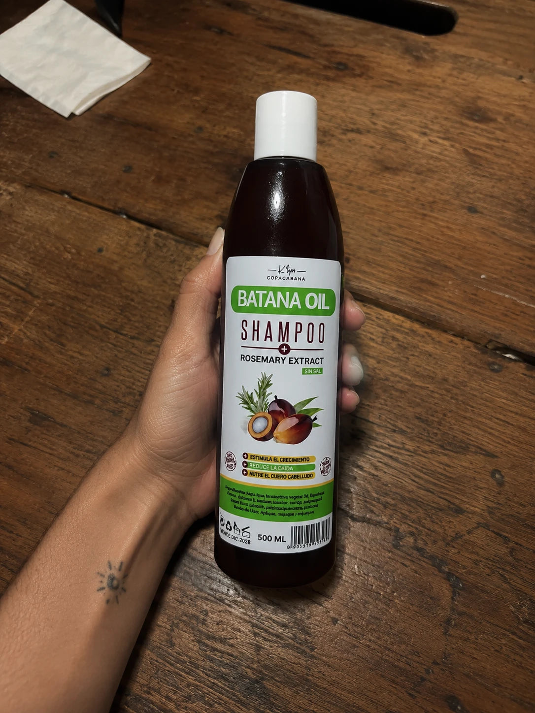 Frasco de Shampoo Batana Oil de 500 ml
